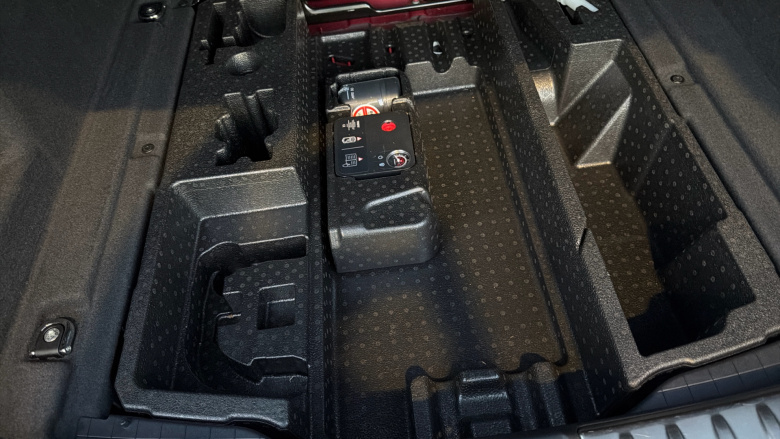 Jaguar F-Pace 2.0 D200 R-Dynamic SE Black 5dr Auto AWD Diesel Estate